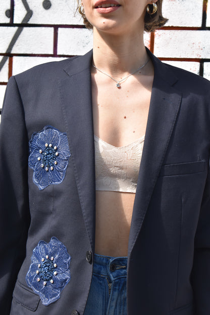 Blazer Vintage Nero con Fiori Ricamati Blu